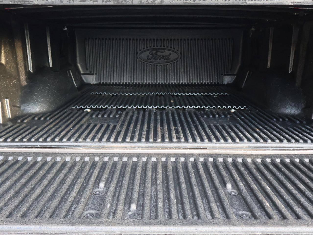 2018 Ford F-150 LARIAT 4WD CERTIFIED *FORD MAINTAIN* CAMERA NAV BLUETOOTH LEATHER HEATED SEATS CRUISE ALLOYS - Photo #27