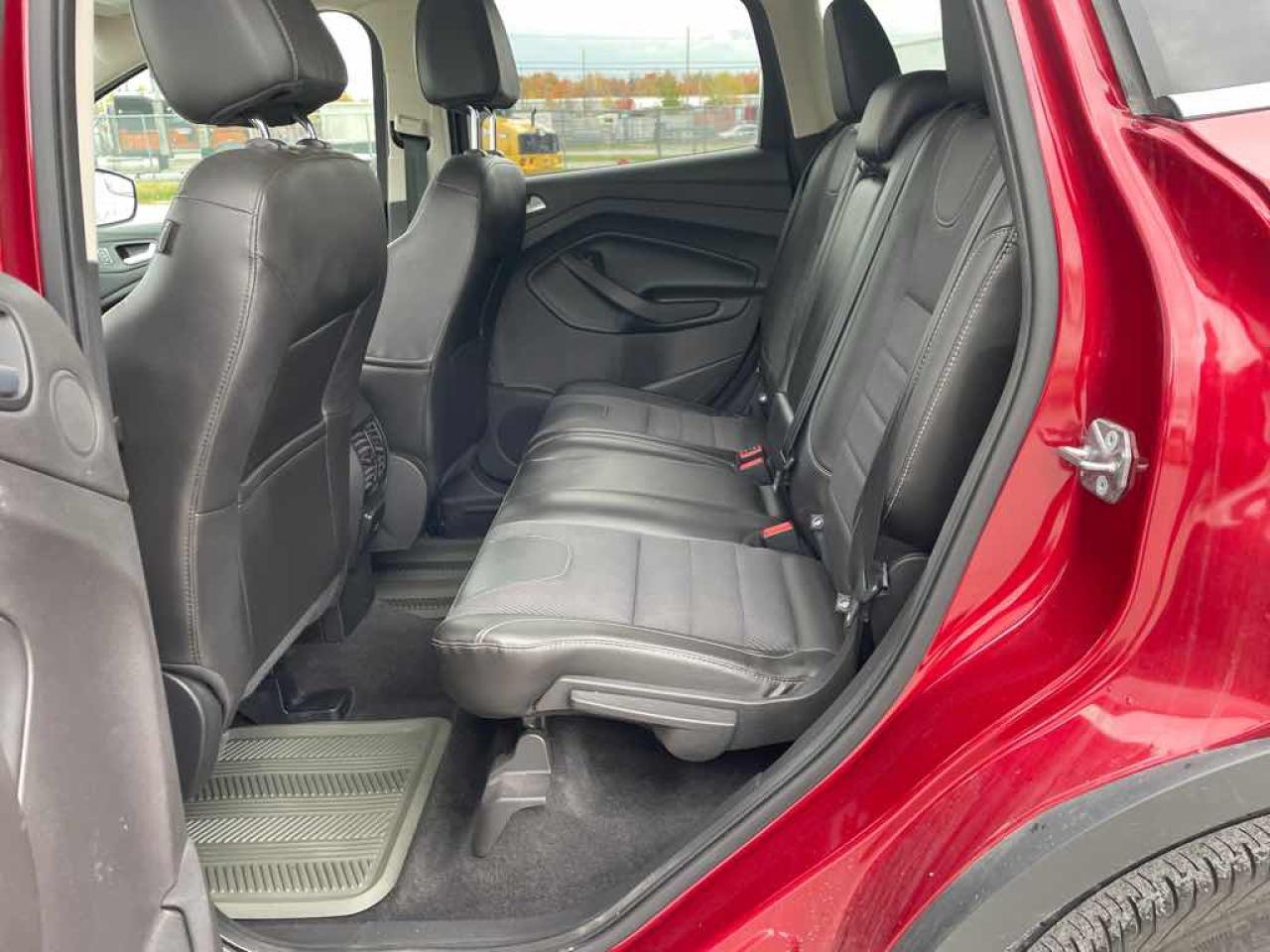 2015 Ford Escape SE - Photo #12