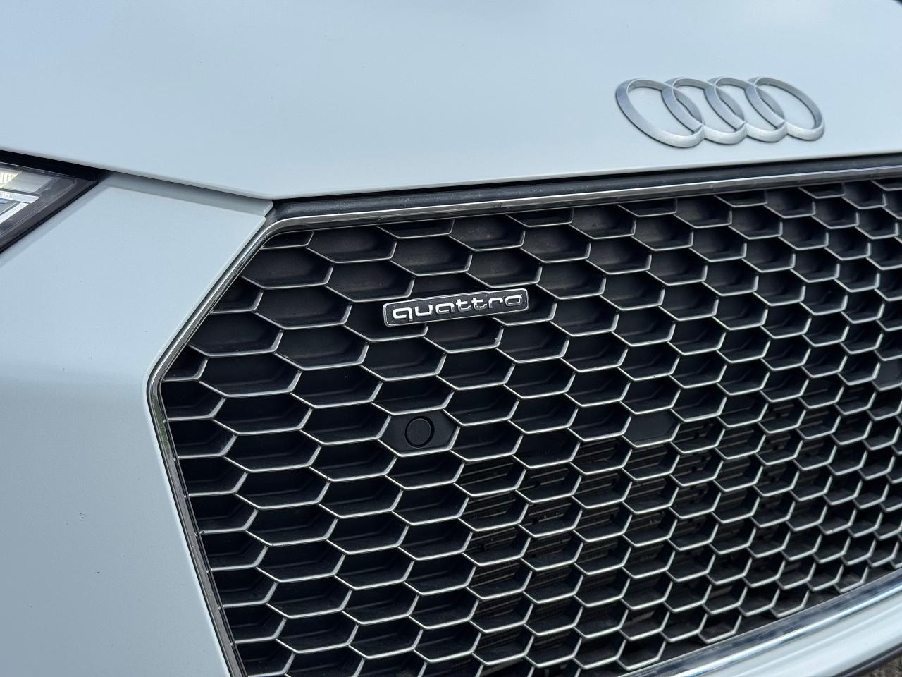 2018 Audi R8 Spyder V10 Plus **EXCLUSIVE EDITION** - Photo #15