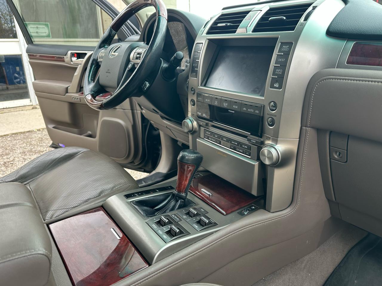 2012 Lexus GX 460 Ultra Premium - Photo #10