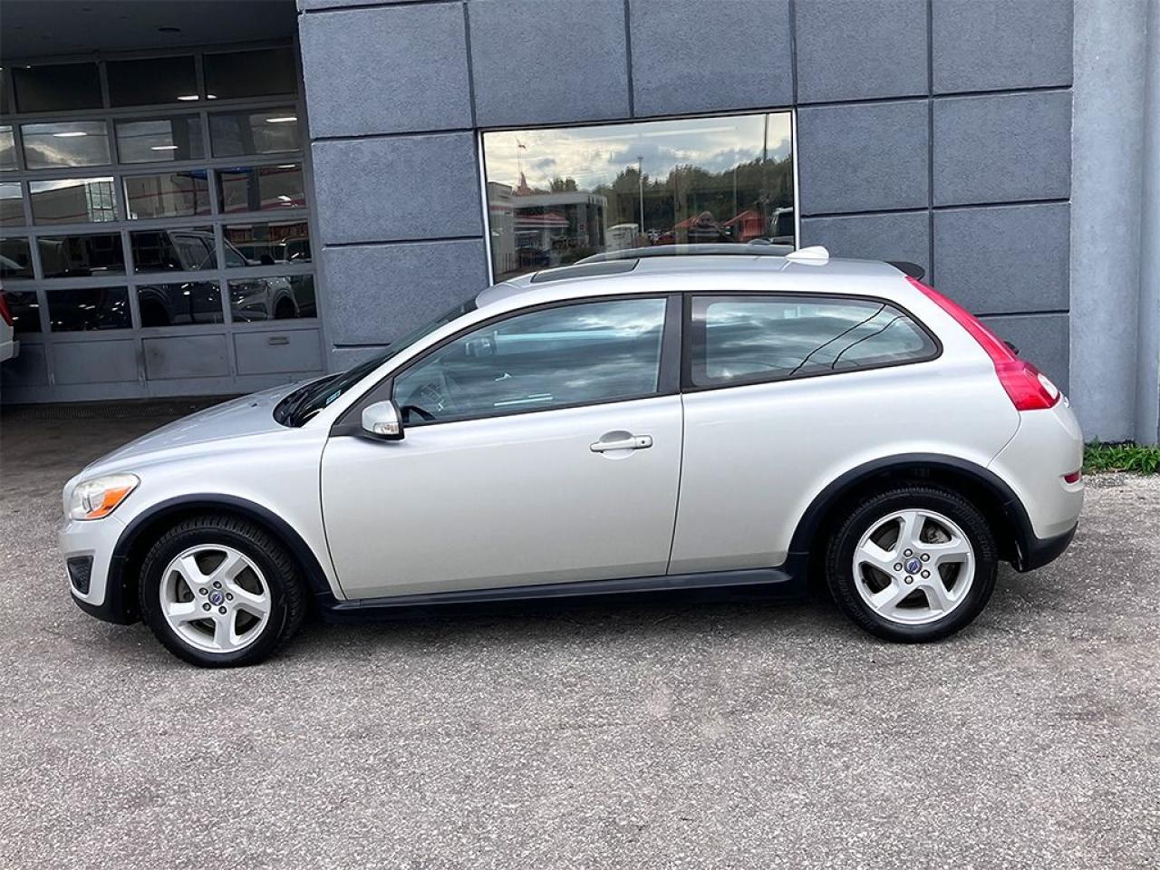 2012 Volvo C30 T5|SUNROOF|ALLOY WHEELS Photo3