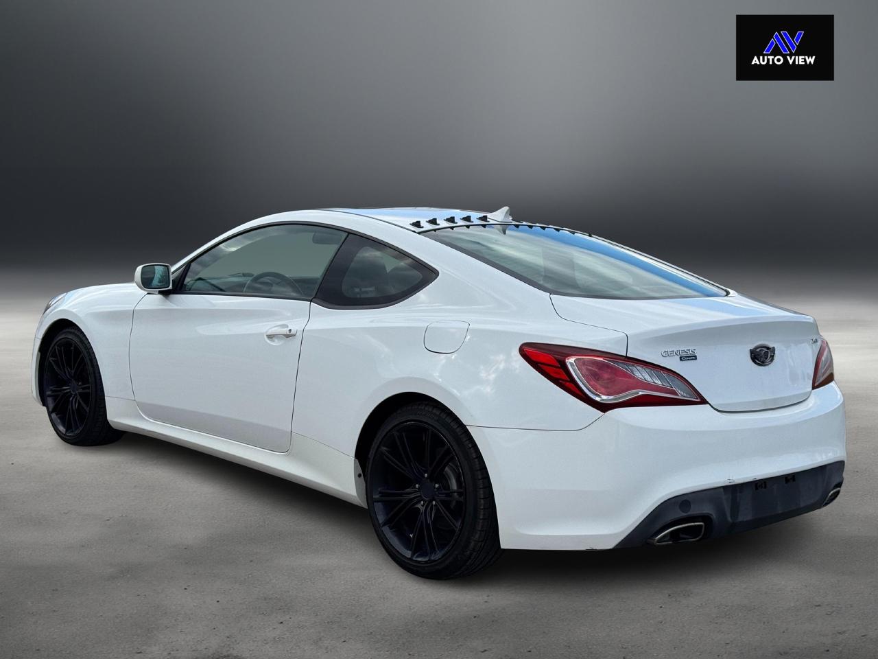 2013 Hyundai Genesis Coupe Premium **6 SPEED MANUAL** - Photo #7