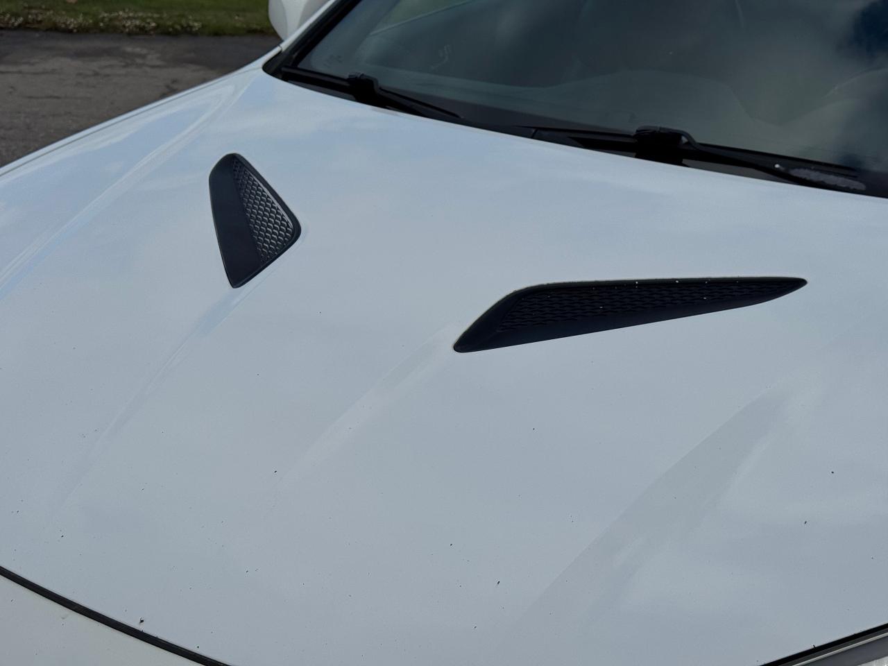 2013 Hyundai Genesis Coupe Premium **6 SPEED MANUAL** - Photo #12