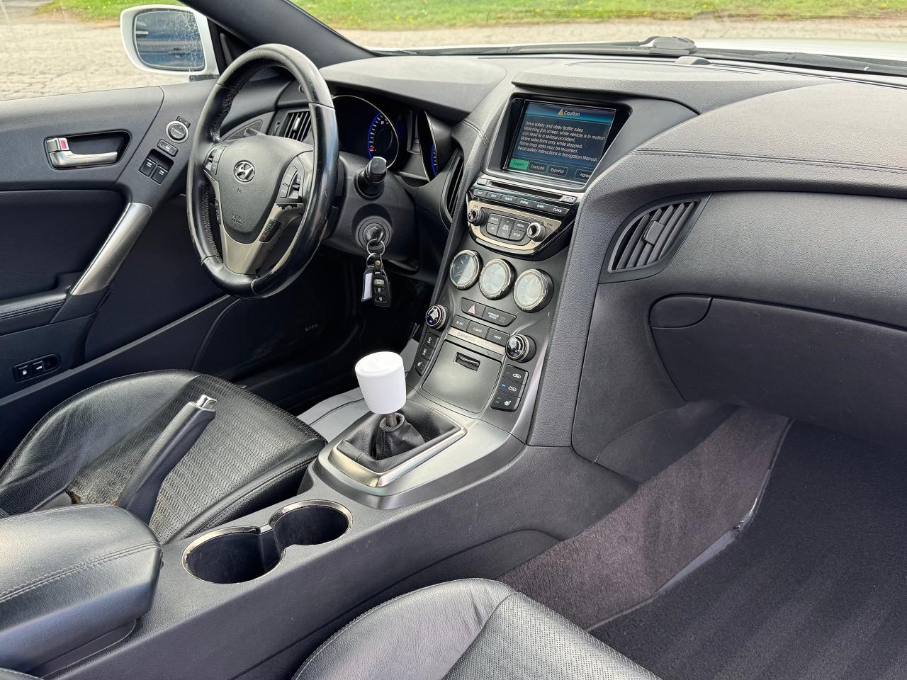 2013 Hyundai Genesis Coupe Premium **6 SPEED MANUAL** - Photo #31