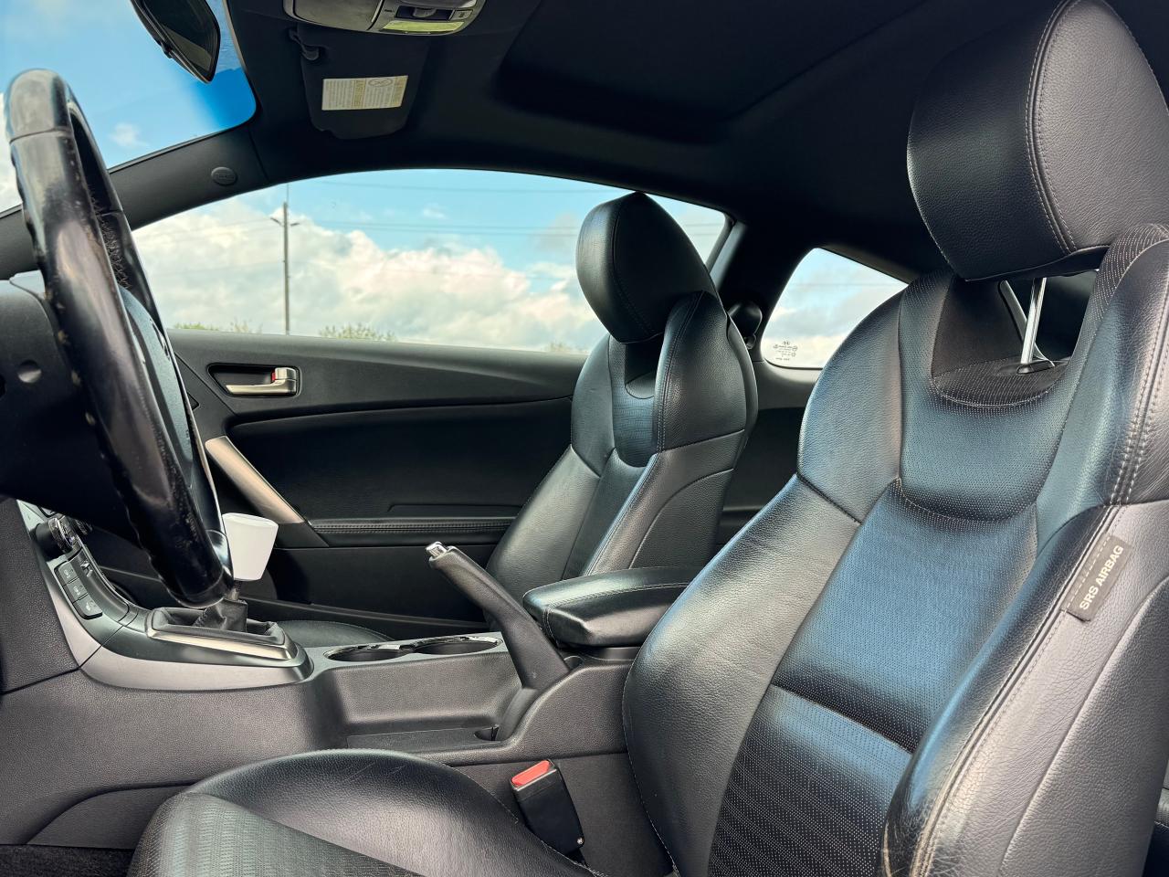 2013 Hyundai Genesis Coupe Premium **6 SPEED MANUAL** - Photo #28