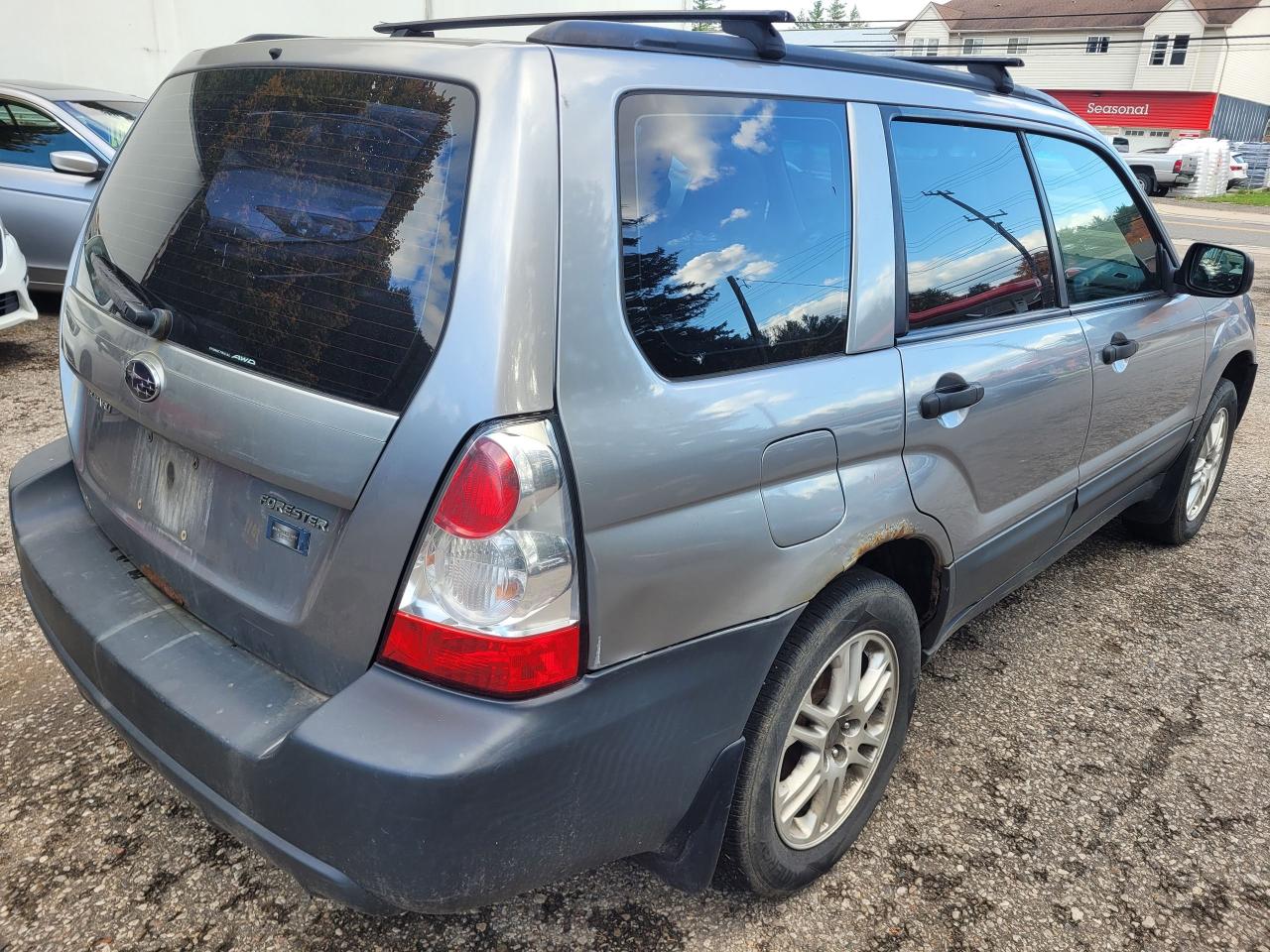 2008 Subaru Forester 5dr Wgn Man 2.5X *AS IS Special* - Photo #4