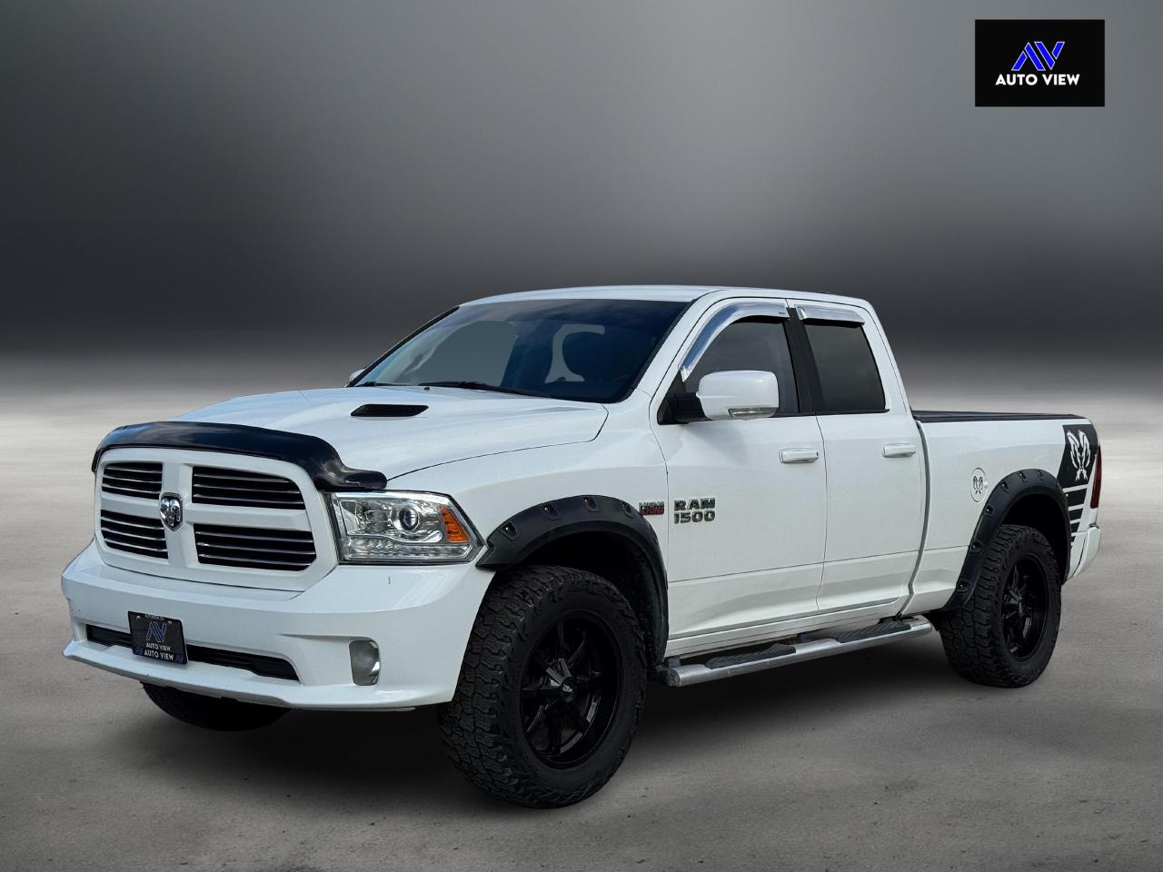 2013 RAM 1500 Sport **CERTIFIED** - Photo #9