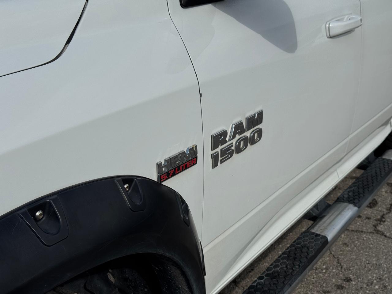 2013 RAM 1500 Sport **CERTIFIED** - Photo #13