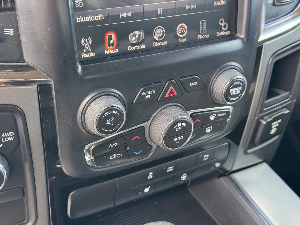 2013 RAM 1500 Sport **CERTIFIED** - Photo #22