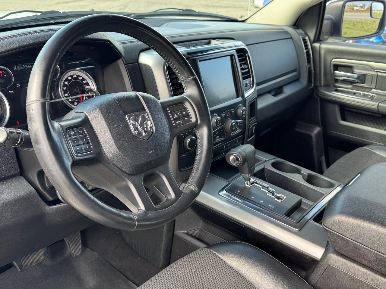 2013 RAM 1500 Sport **CERTIFIED** - Photo #16