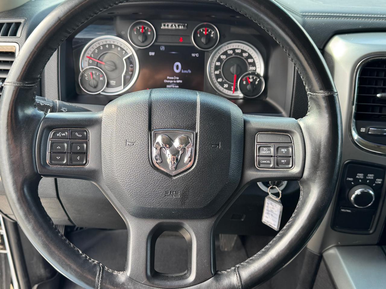 2013 RAM 1500 Sport **CERTIFIED** - Photo #17