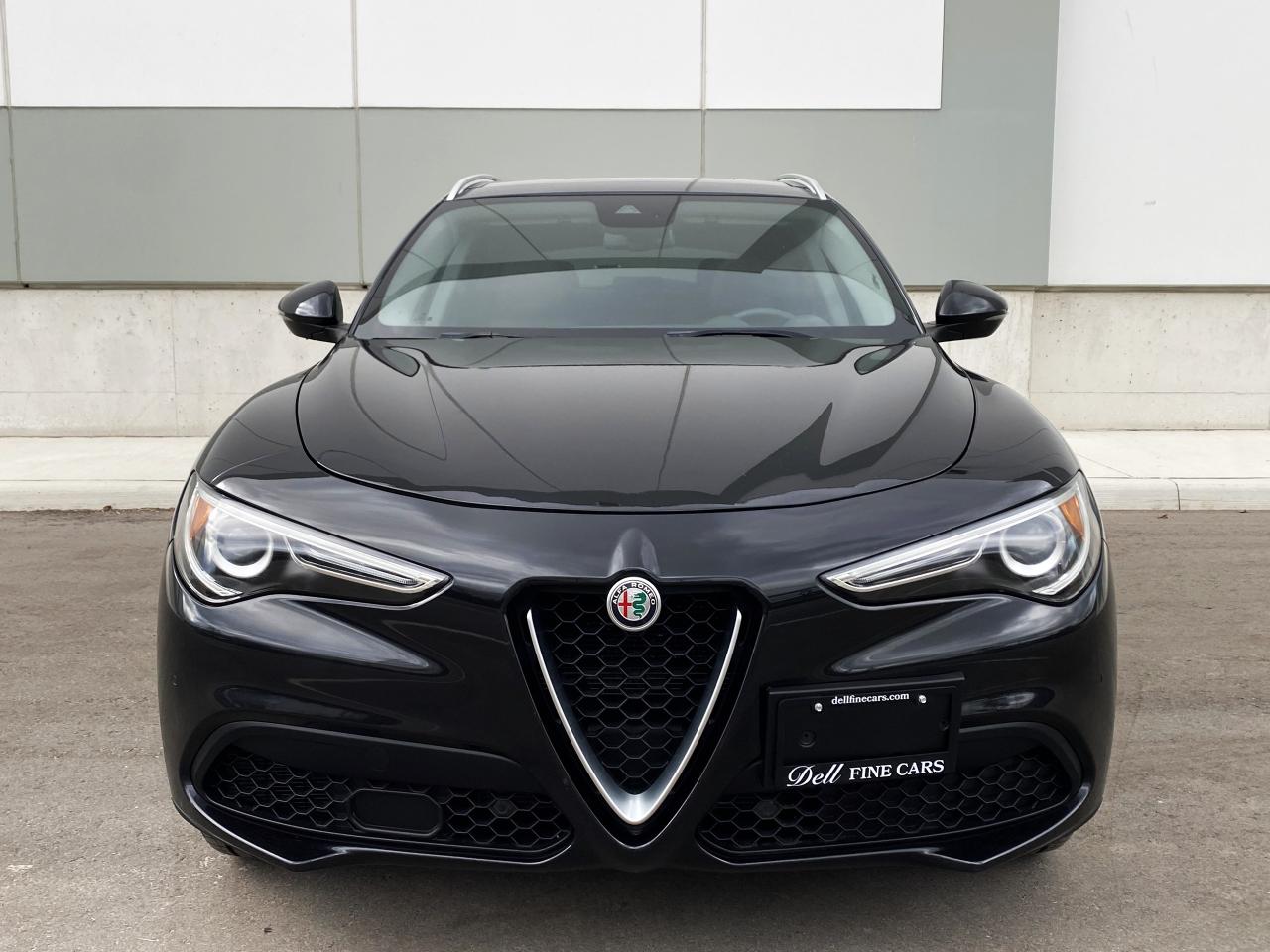 2018 Alfa Romeo Stelvio Ti Q4 AWD-SPORT-NAV-CAMERA-PANO ROOF-1 OWNER - Photo #3