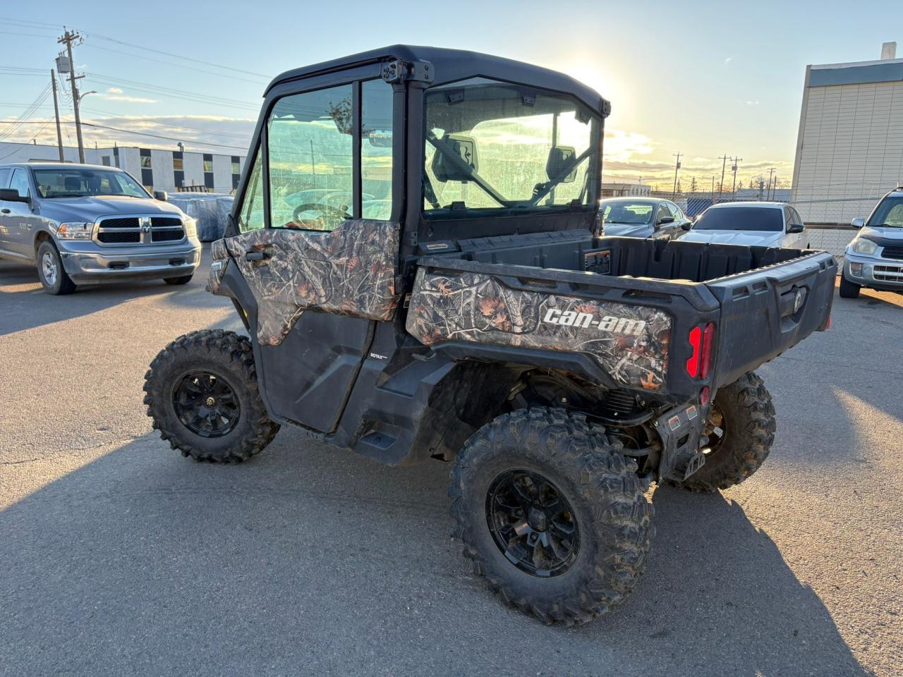 2024 Can-Am Defender HD10 LIMITED - Photo #7