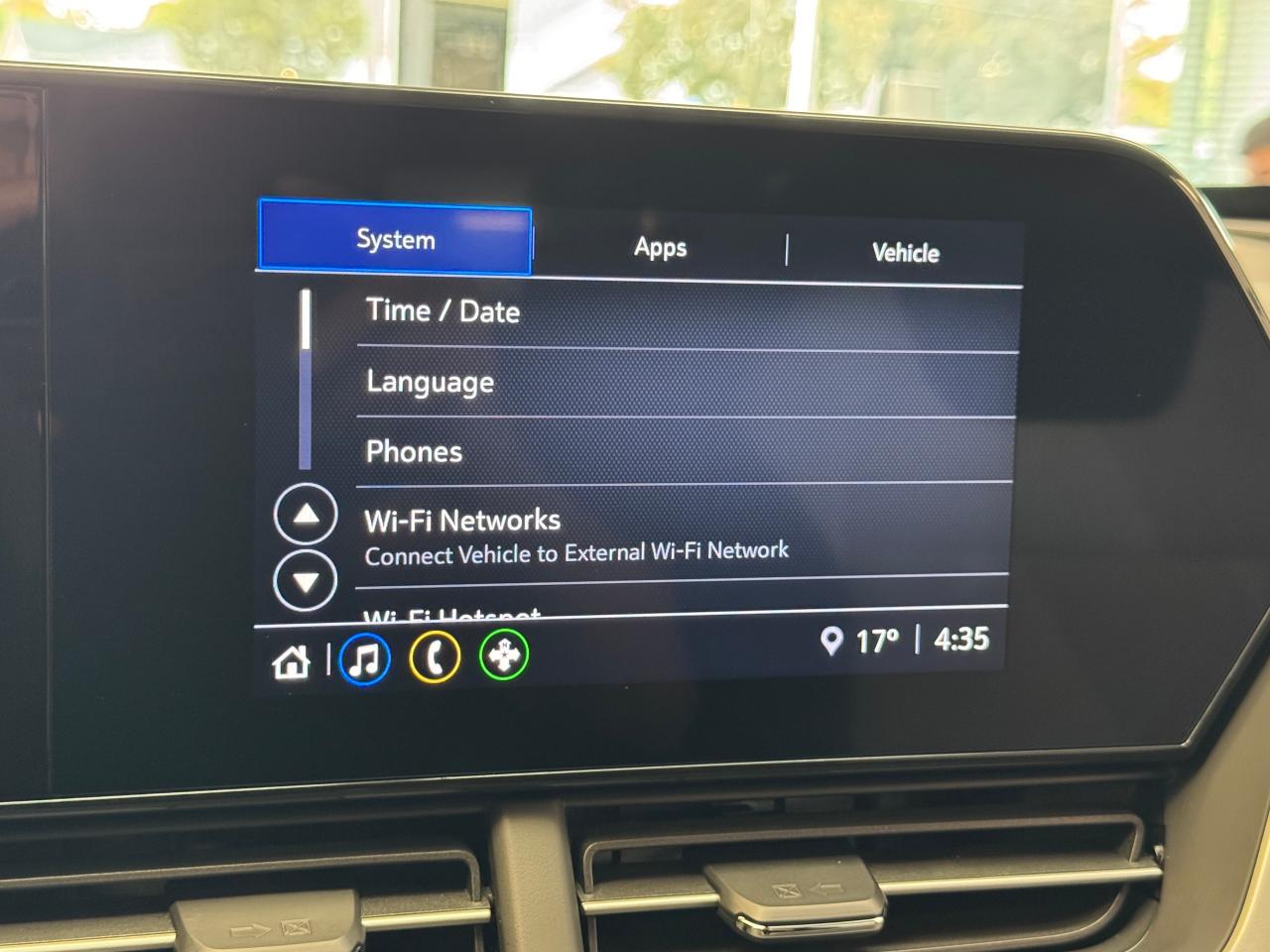 2024 Chevrolet Trax LS+Remote Start+LIKE NEW+ONE OWNER+CLEAN CARFAX Photo