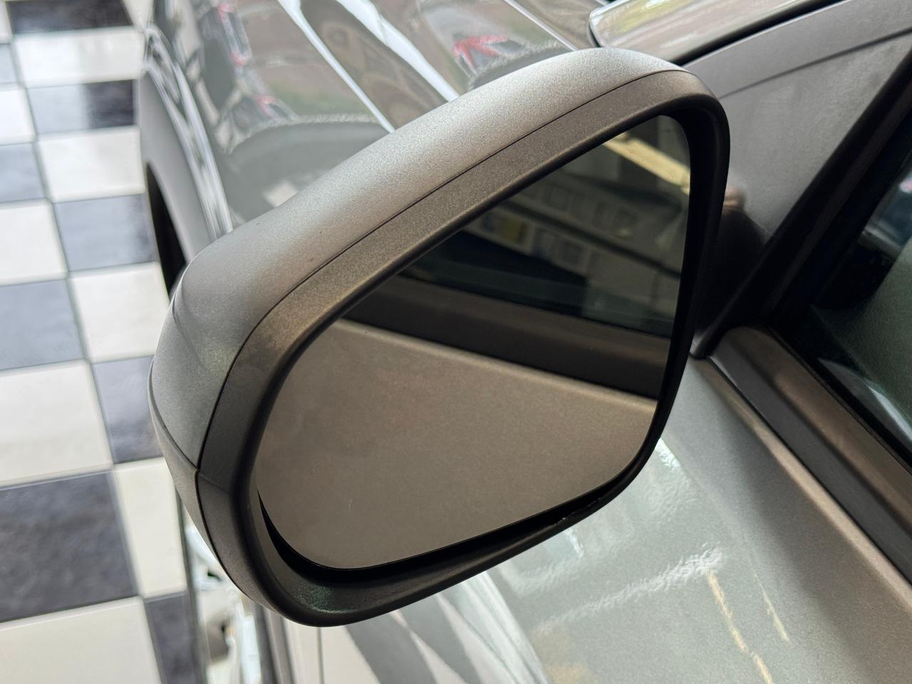 2024 Chevrolet Trax LS+Remote Start+LIKE NEW+ONE OWNER+CLEAN CARFAX Photo