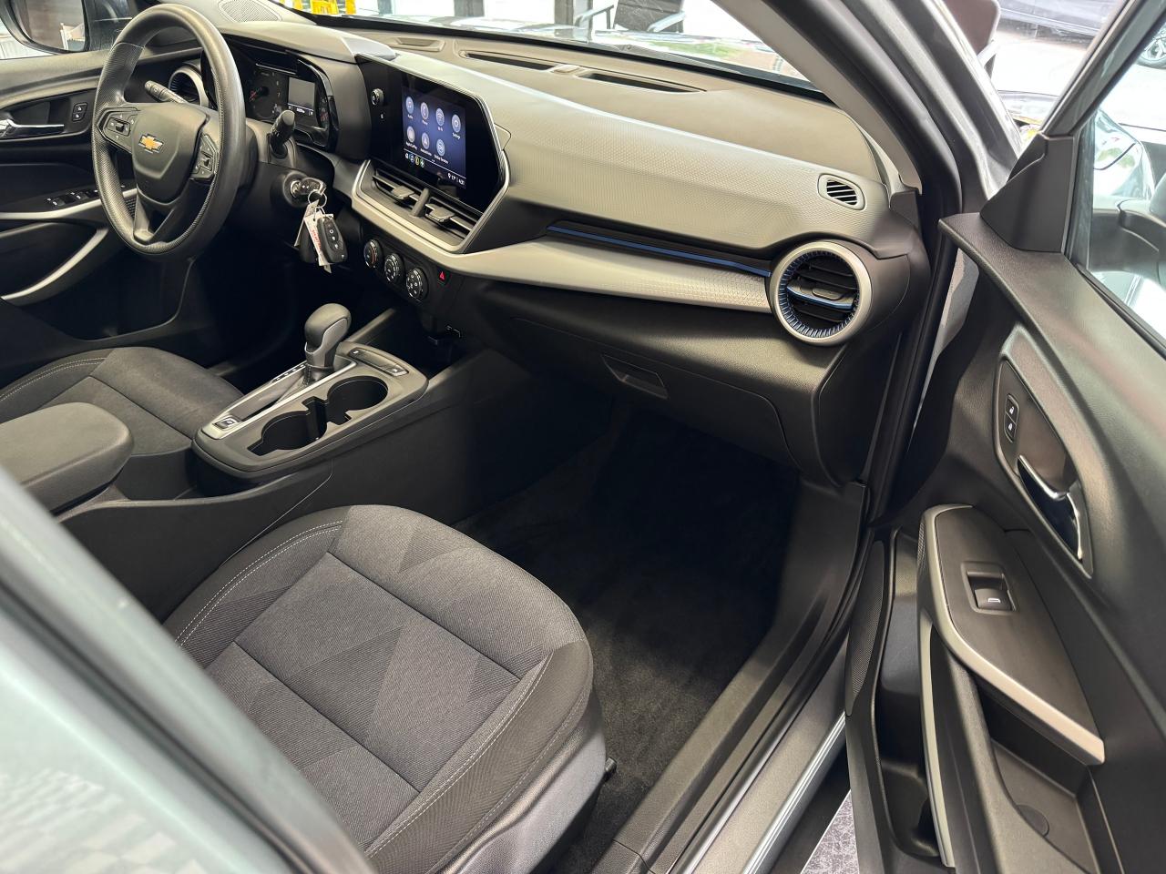 2024 Chevrolet Trax LS+Remote Start+LIKE NEW+ONE OWNER+CLEAN CARFAX Photo