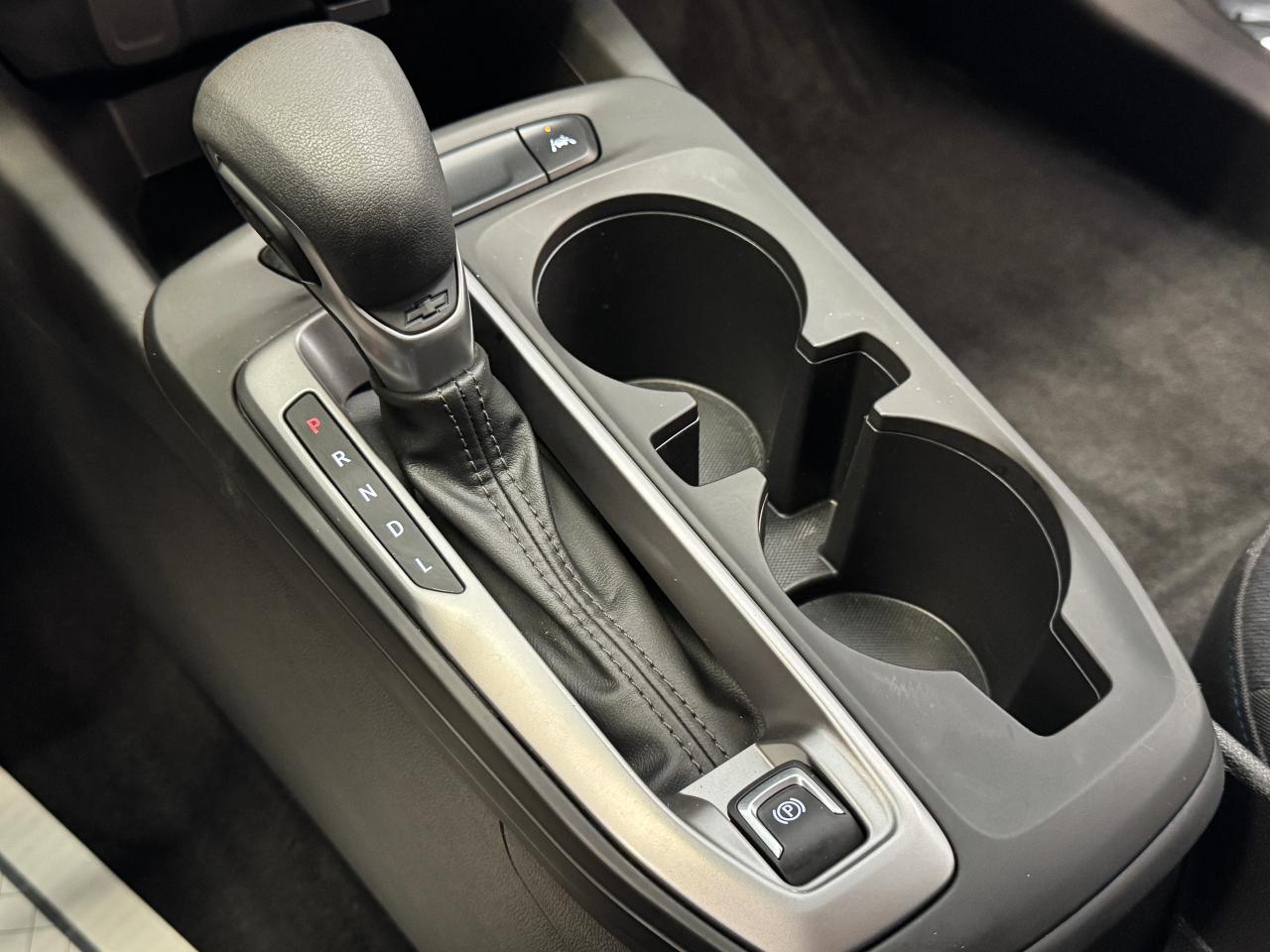 2024 Chevrolet Trax LS+Remote Start+LIKE NEW+ONE OWNER+CLEAN CARFAX Photo