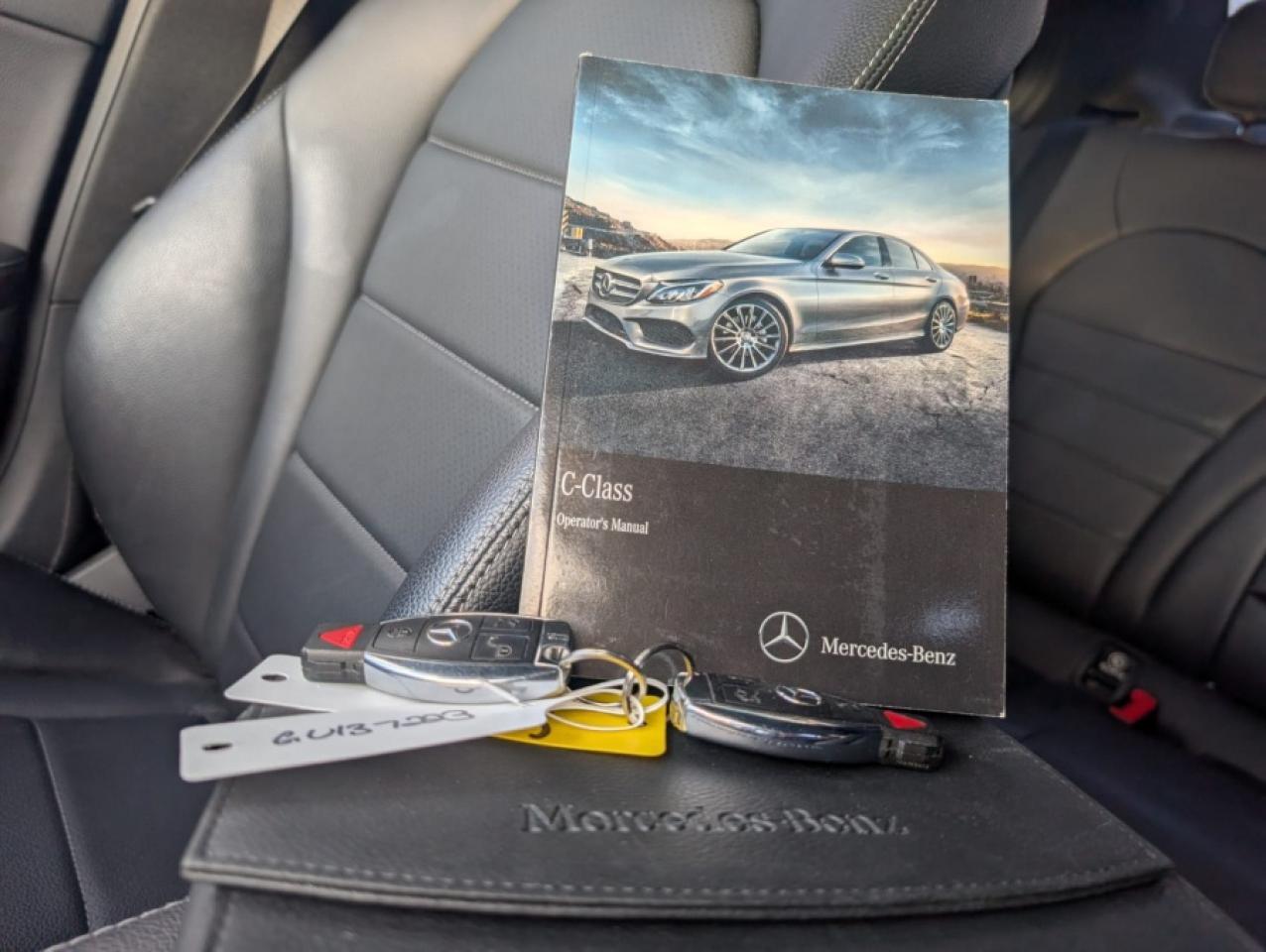 2016 Mercedes-Benz C-Class C-CLASS 4MATIC * LOW MILAGE * PANO ROOF * AMG - Photo #21