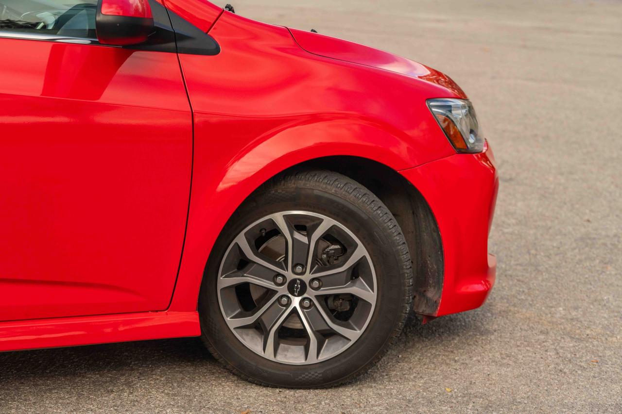 2018 Chevrolet Sonic LT TUBRO - Photo #13