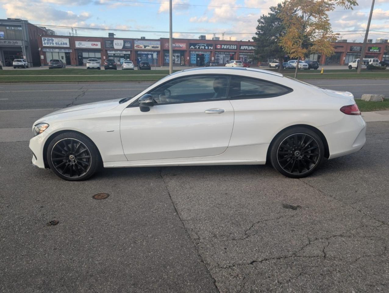 2018 Mercedes-Benz C-Class C 300 4MATIC * COUPE * NIGHT EDITION * NAVI * PANO - Photo #2