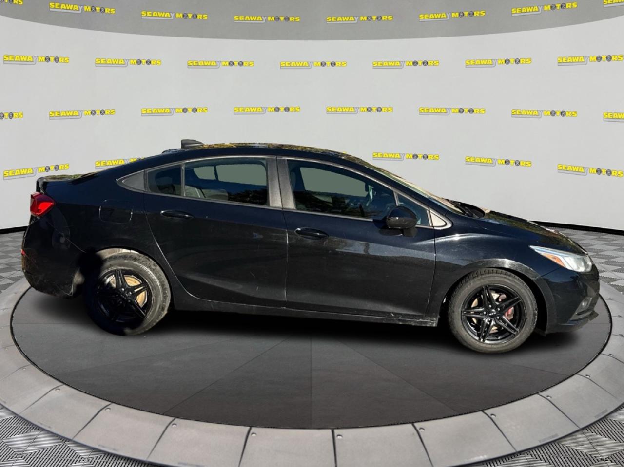 2018 Chevrolet Cruze LS - Photo #2