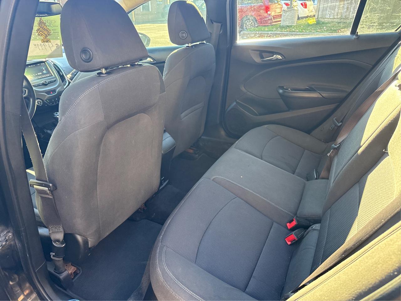 2018 Chevrolet Cruze LS - Photo #10