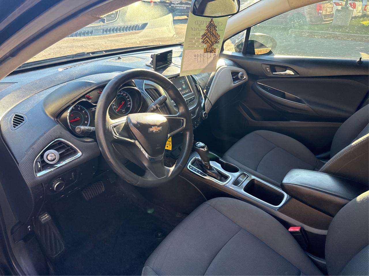 2018 Chevrolet Cruze LS - Photo #9