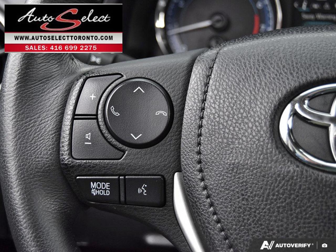 2018 Toyota Corolla SE Sunroof - Backup Camera - Clean Carfax Photo