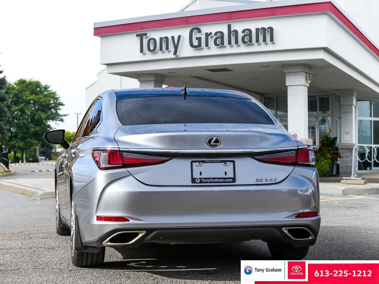 2022 Lexus ES 350  Photo