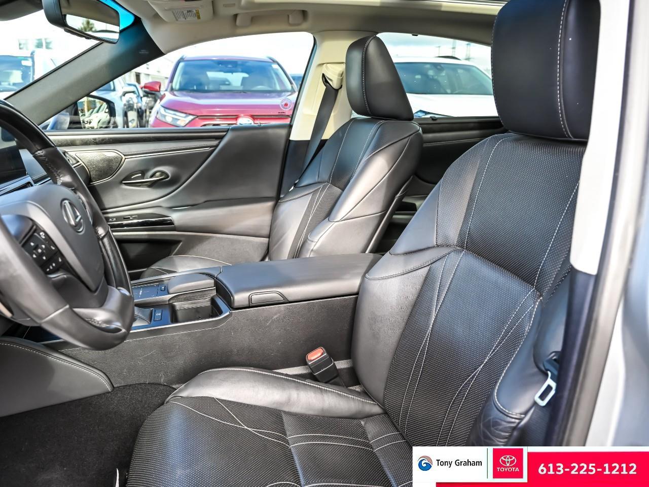 2022 Lexus ES 350  Photo