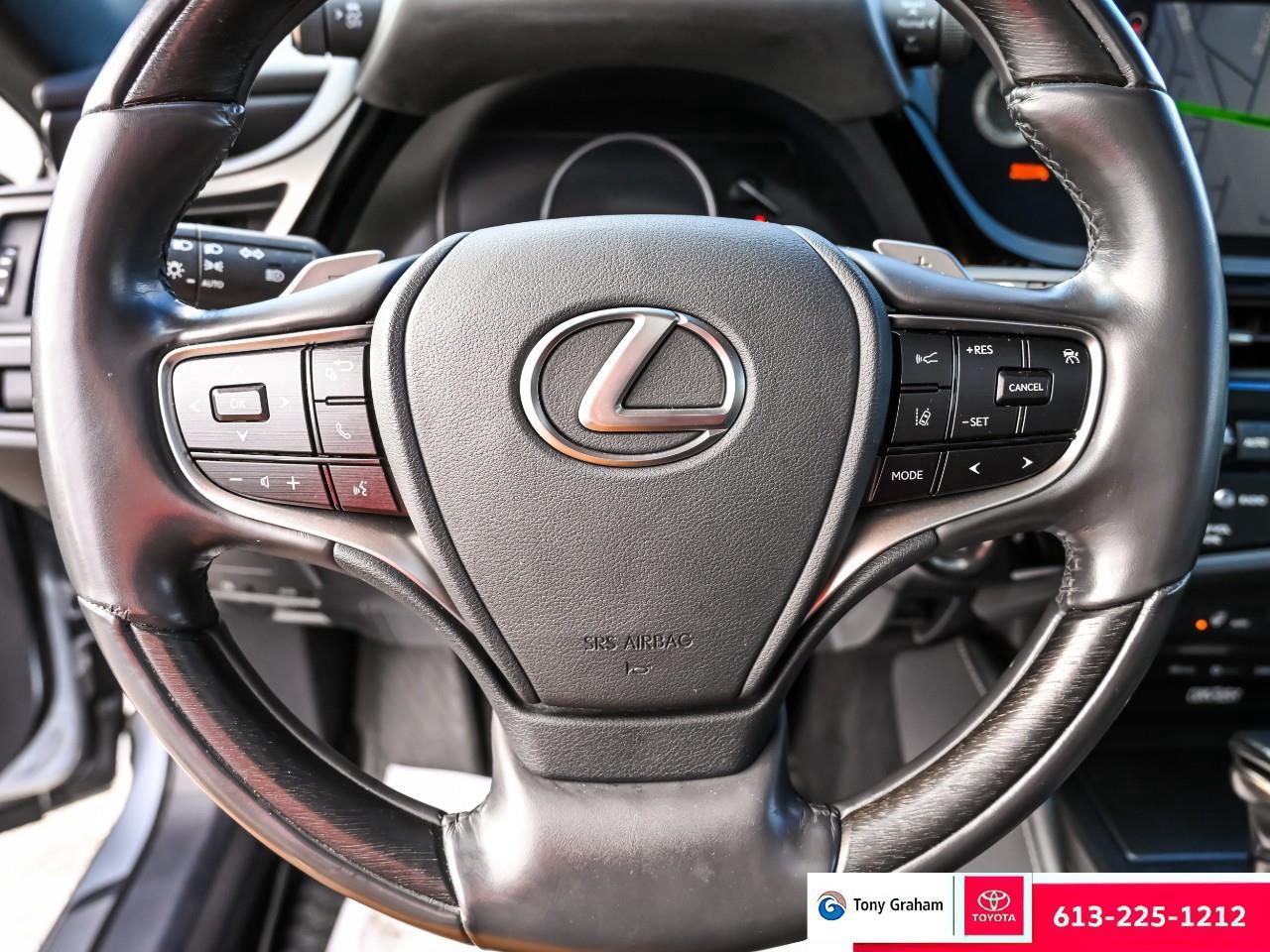 2022 Lexus ES 350  Photo