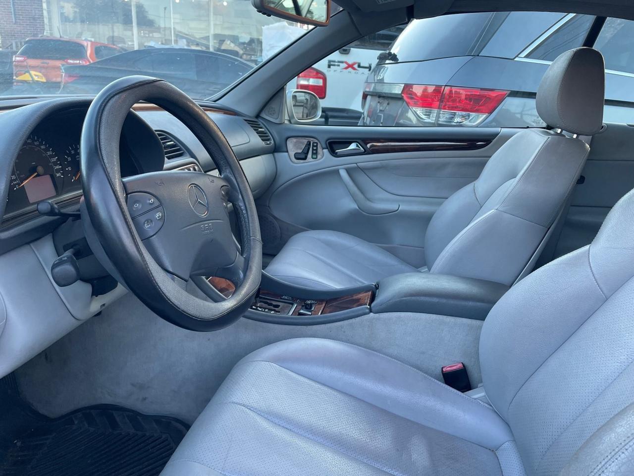 2002 Mercedes-Benz CLK 320 *HEATED SEATS, SAFETY, 1Y WARRANTY ENG & TRAN* - Photo #7
