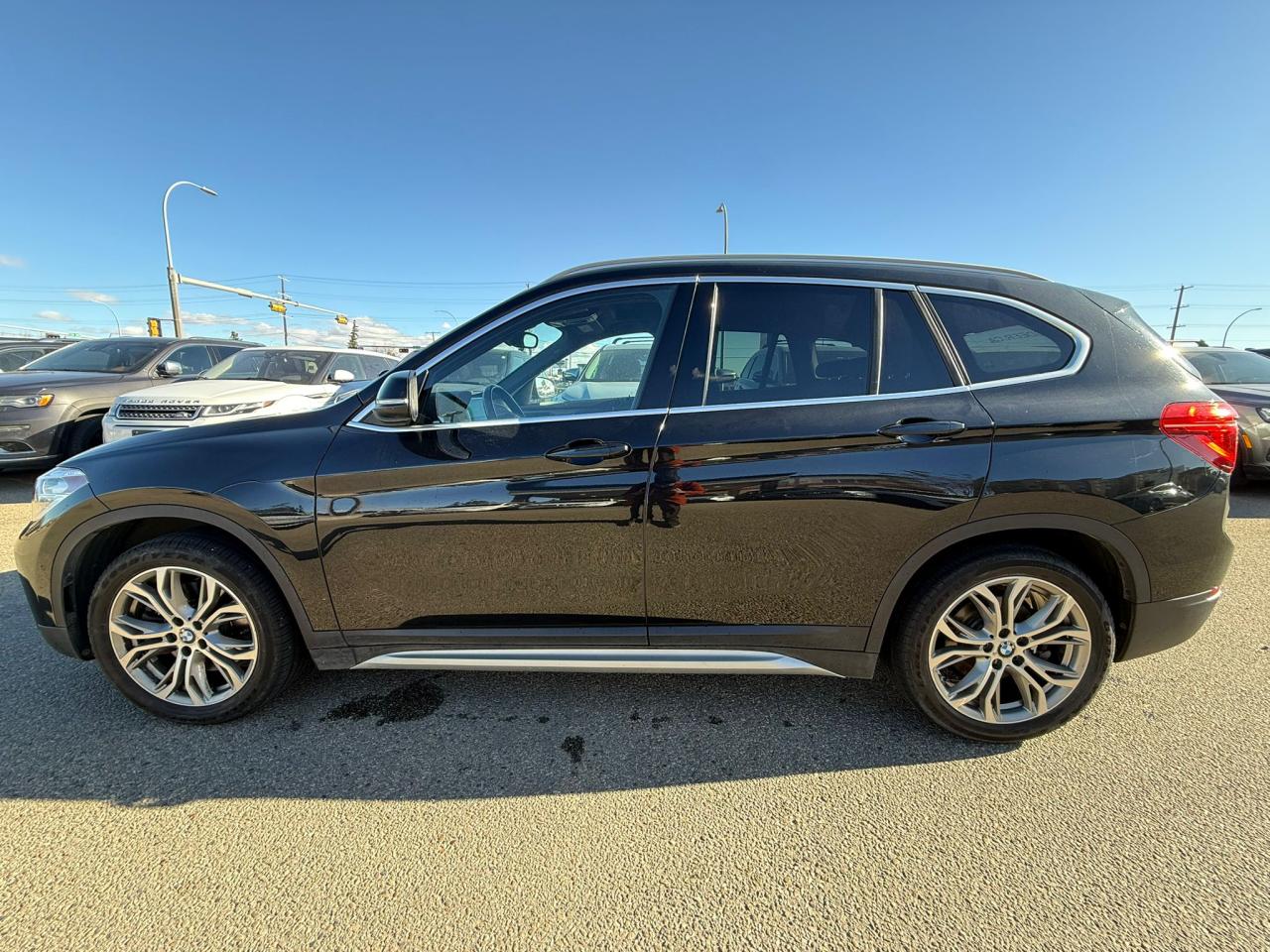 2019 BMW X1 xDrive28i - Photo #4
