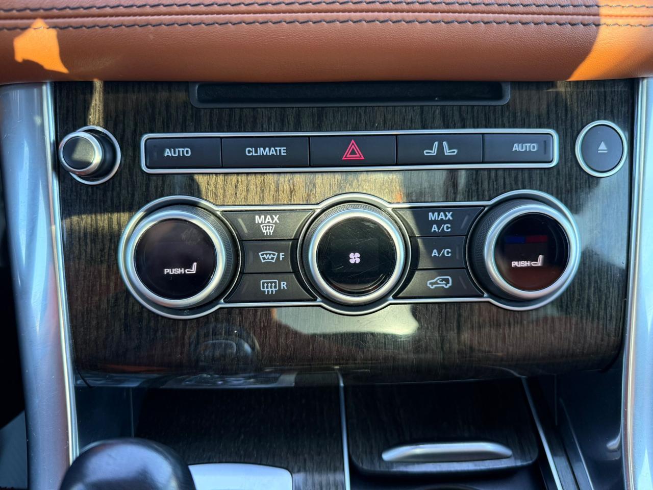 2017 Land Rover Range Rover Sport V8 SC Dynamic | ALL CREDIT ACCEPTED!! - Photo #12