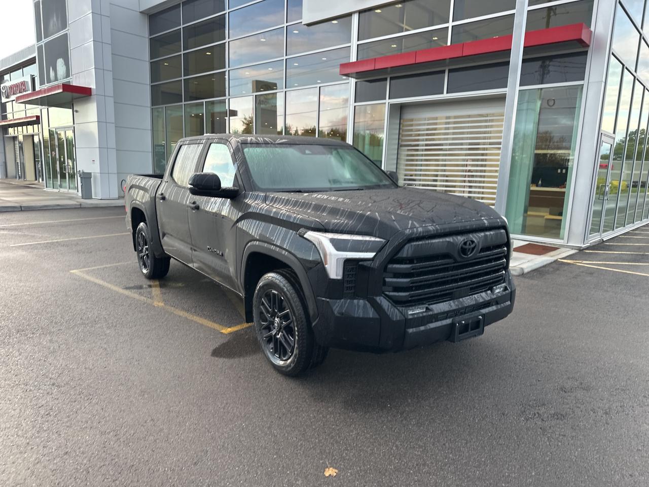 2026 Toyota Tundra Limited  Photo2