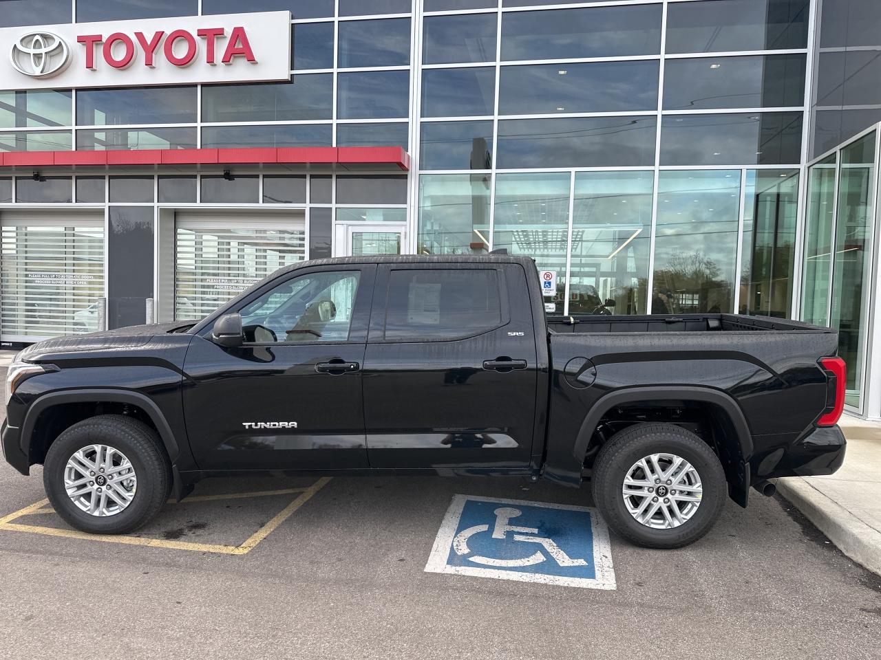 2026 Toyota Tundra SR5 Photo