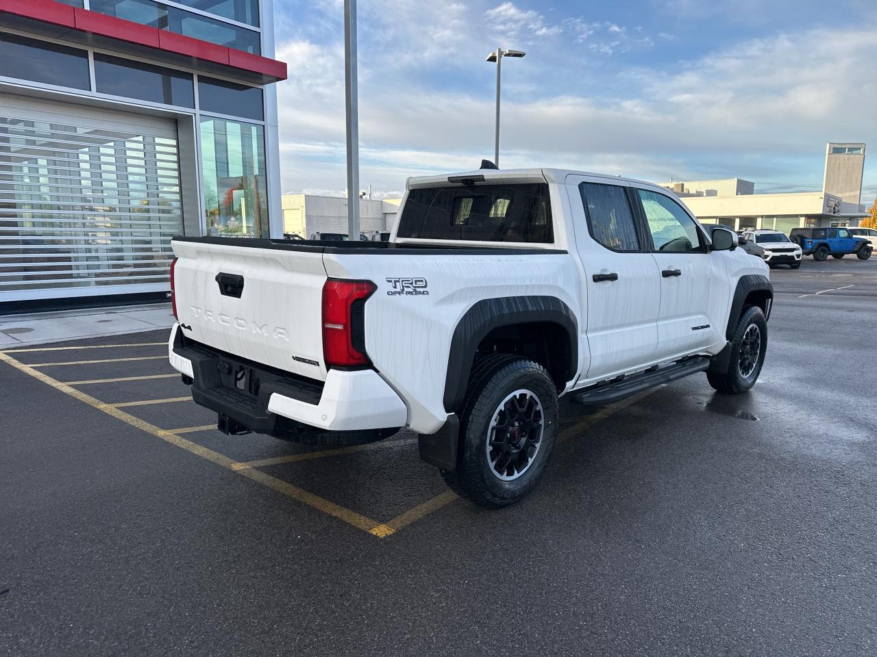 2025 Toyota Tacoma Hybrid Photo
