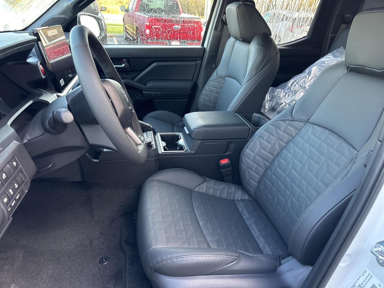 2025 Toyota Tacoma Hybrid Photo