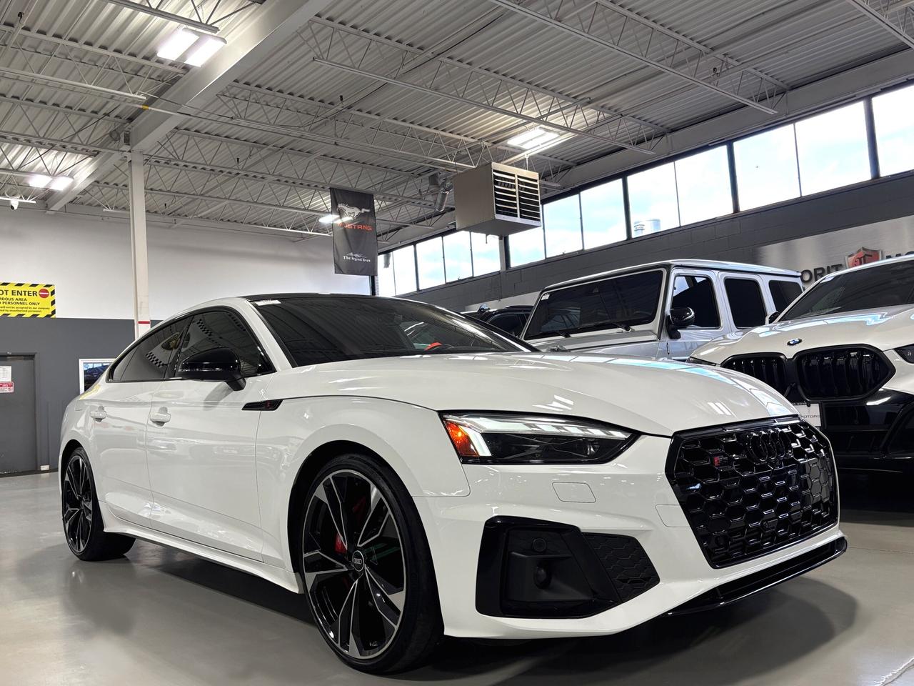 2023 Audi S5 Sportback Technik|QUATTRO|NAV|MASSAGE|REDLEATHER|BANGOLUFSEN Photo