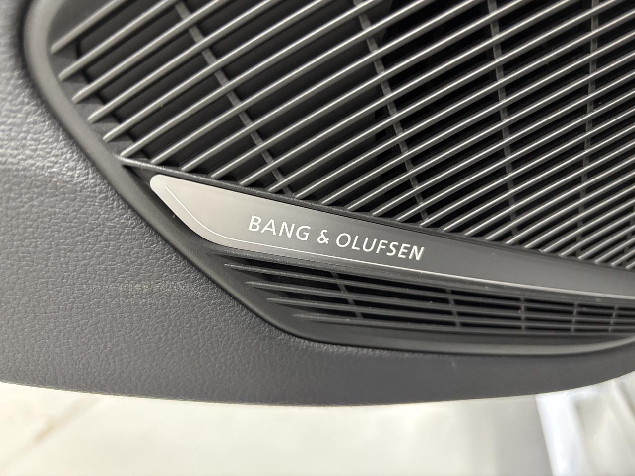 2023 Audi S5 Sportback Technik|QUATTRO|NAV|MASSAGE|REDLEATHER|BANGOLUFSEN Photo