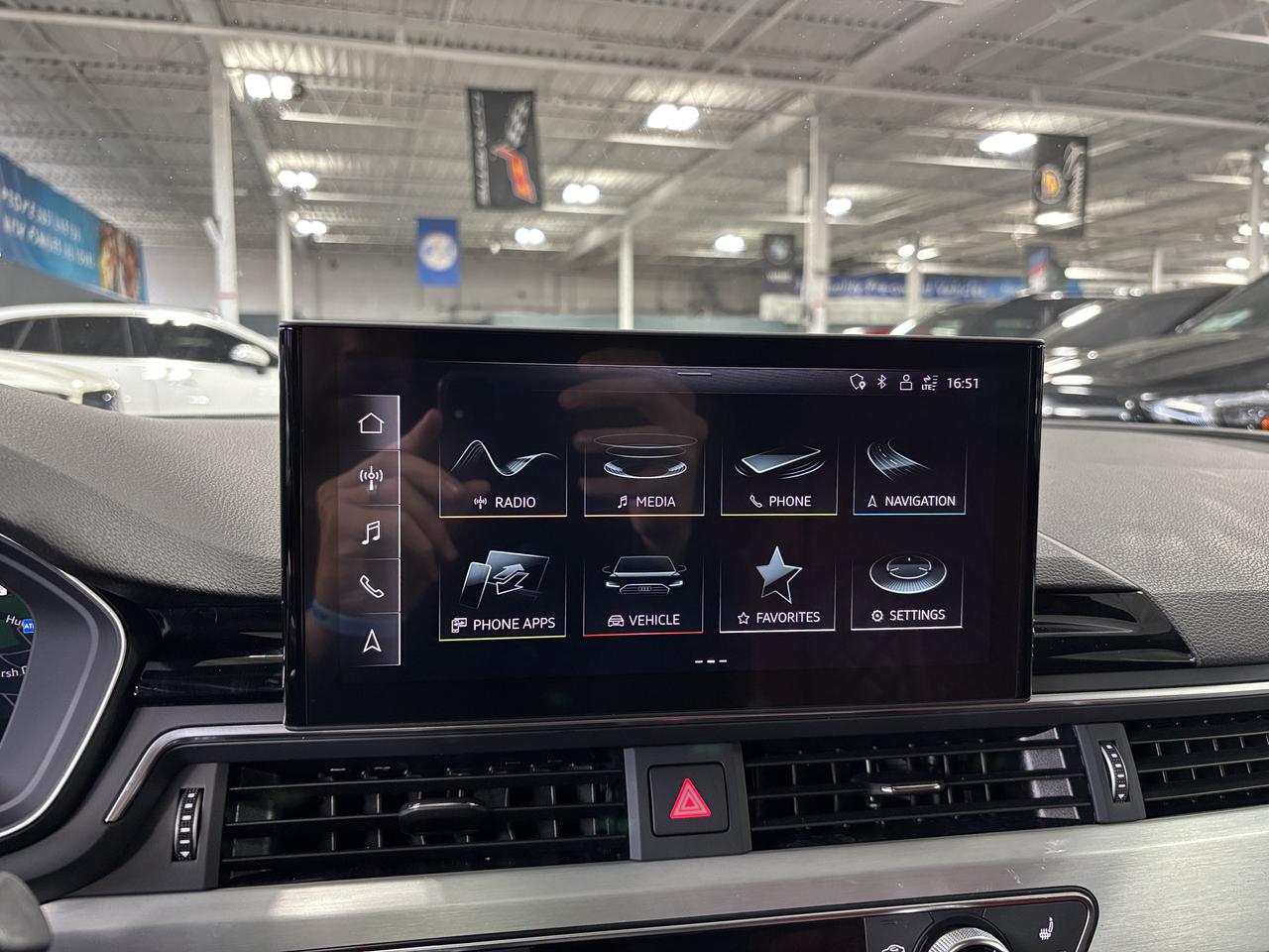 2023 Audi S5 Sportback Technik|QUATTRO|NAV|MASSAGE|REDLEATHER|BANGOLUFSEN Photo