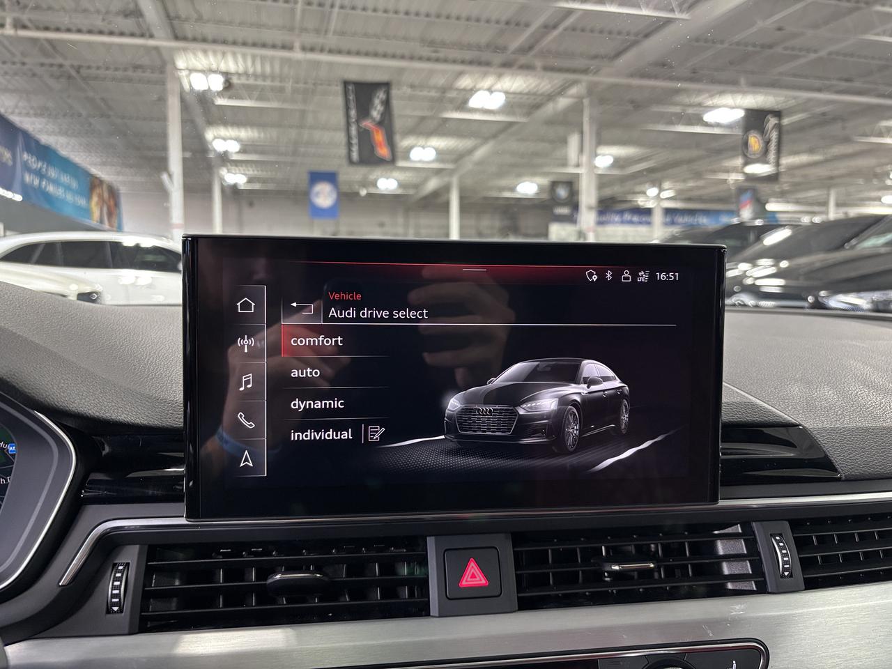 2023 Audi S5 Sportback Technik|QUATTRO|NAV|MASSAGE|REDLEATHER|BANGOLUFSEN Photo