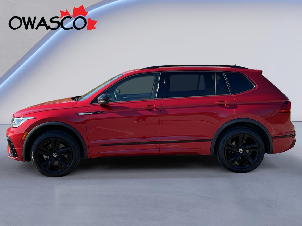 2024 Volkswagen Tiguan 2.0L R-Line Black Ed.! Great kms! Off Lease! Photo2