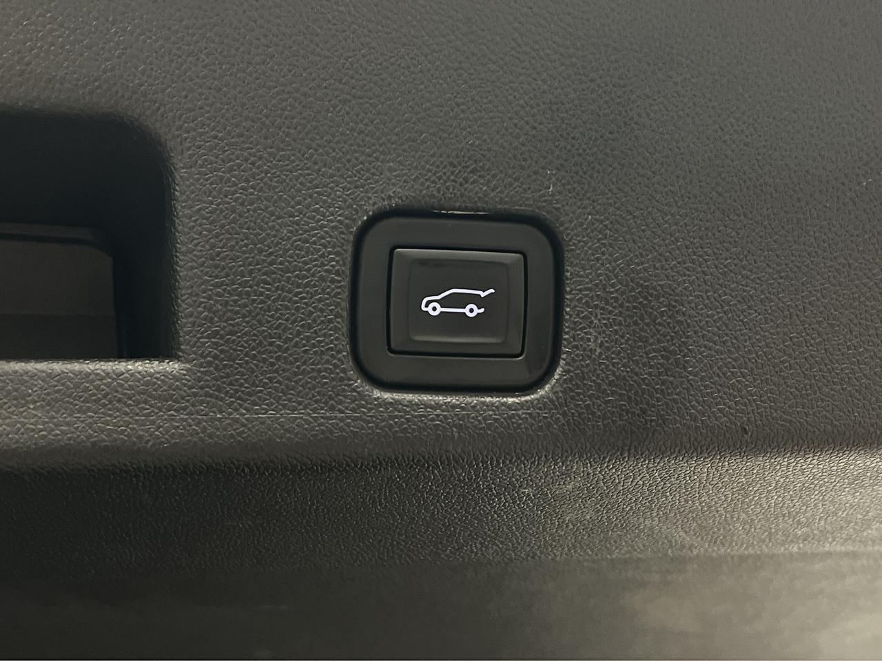 2024 Chevrolet Traverse LT AWD | 7-PASS | HTD SEATS | 360 CAM | CARPLAY Photo