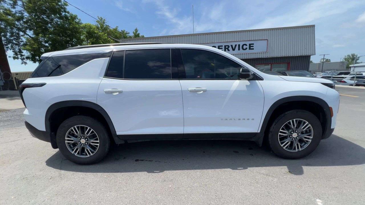 2024 Chevrolet Traverse LT AWD | 7-PASS | HTD SEATS | 360 CAM | CARPLAY Photo