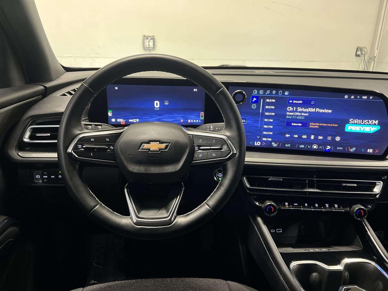 2024 Chevrolet Traverse LT AWD | 7-PASS | HTD SEATS | 360 CAM | CARPLAY Photo