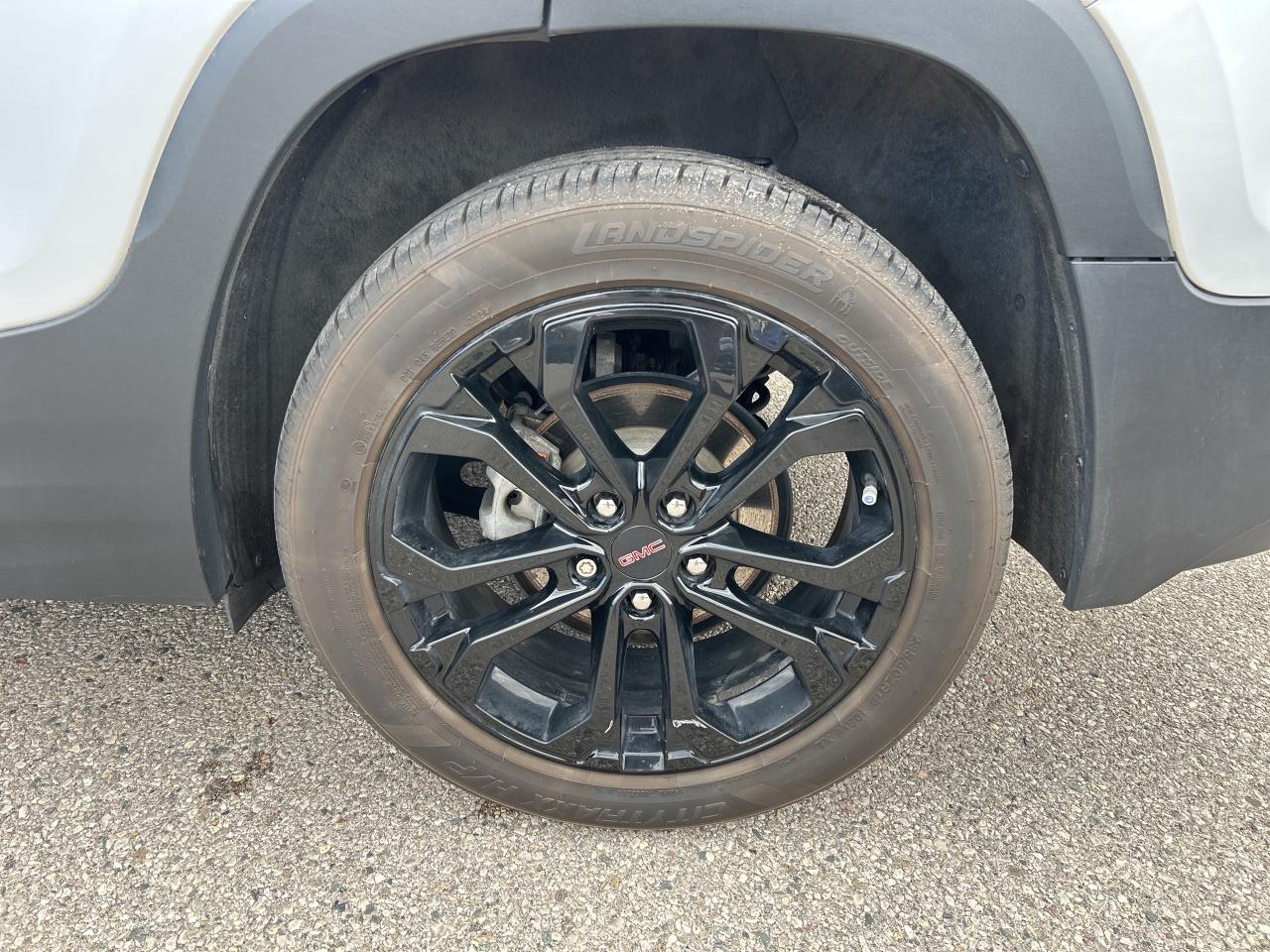 2022 GMC Terrain SLE, ACCESSIBLE SEATING, AWD, REMOTE START! - Photo #11