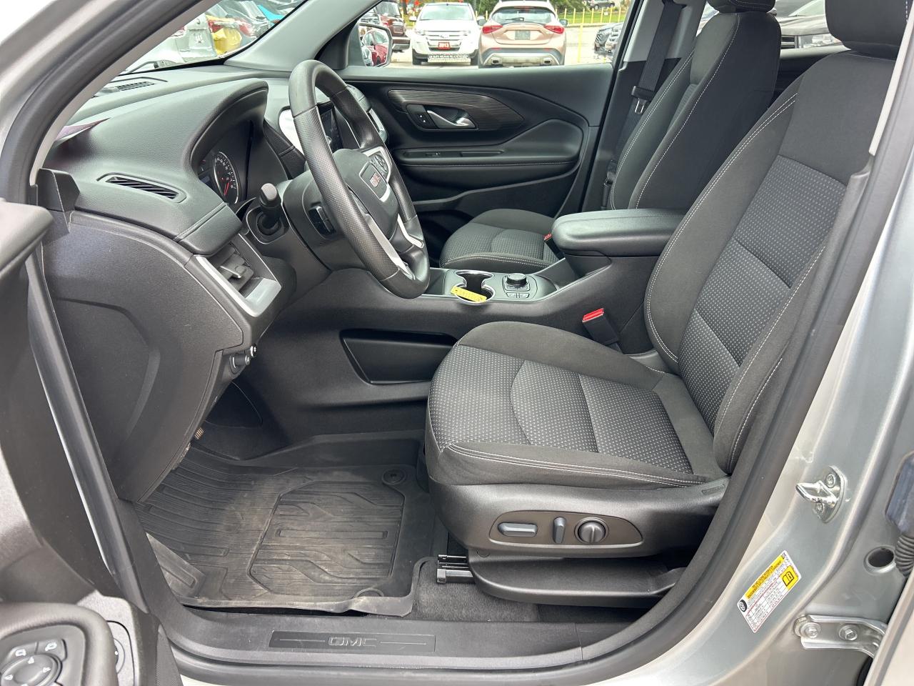 2022 GMC Terrain SLE, ACCESSIBLE SEATING, AWD, REMOTE START! - Photo #17