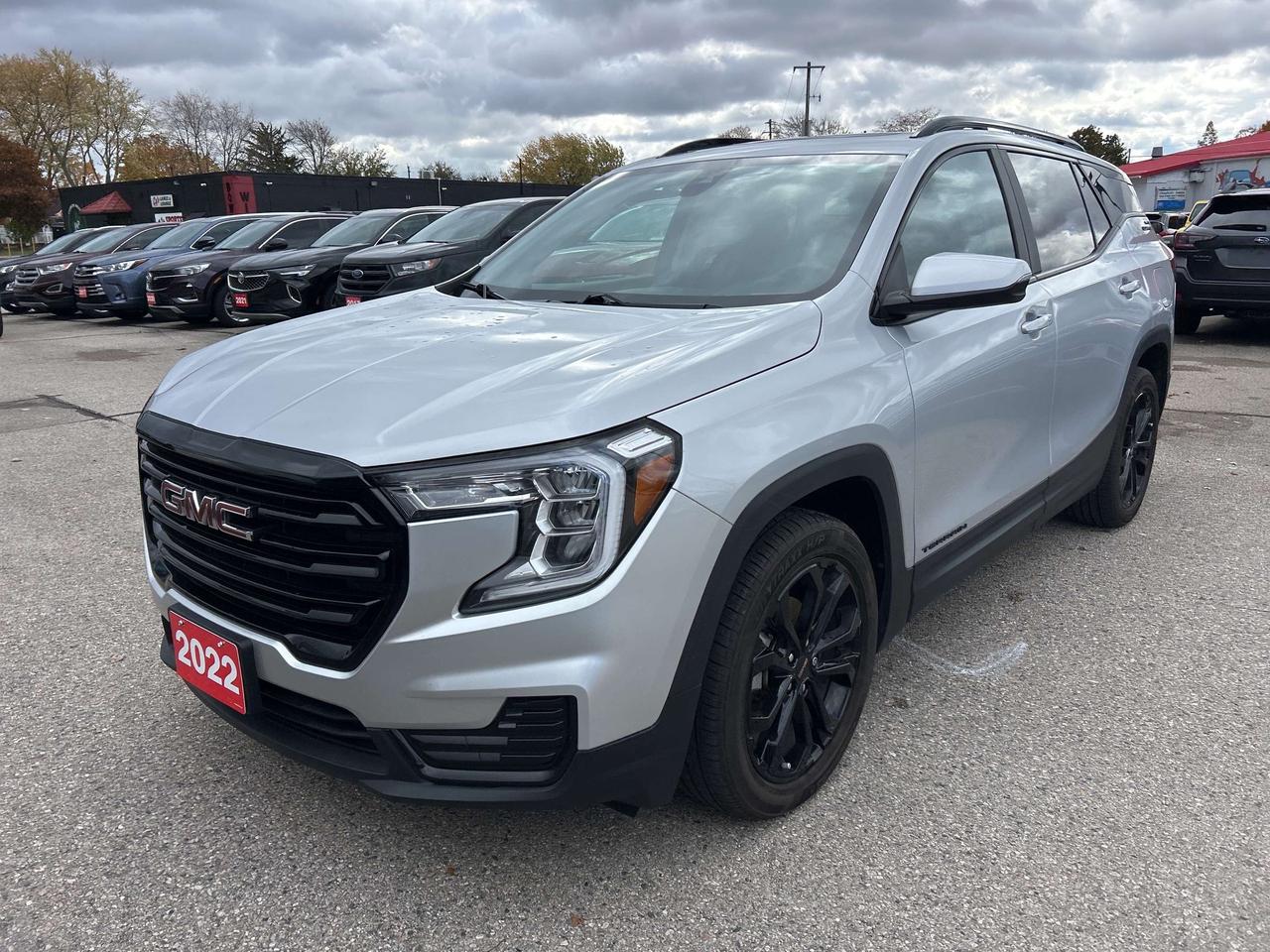 2022 GMC Terrain SLE, ACCESSIBLE SEATING, AWD, REMOTE START! - Photo #3