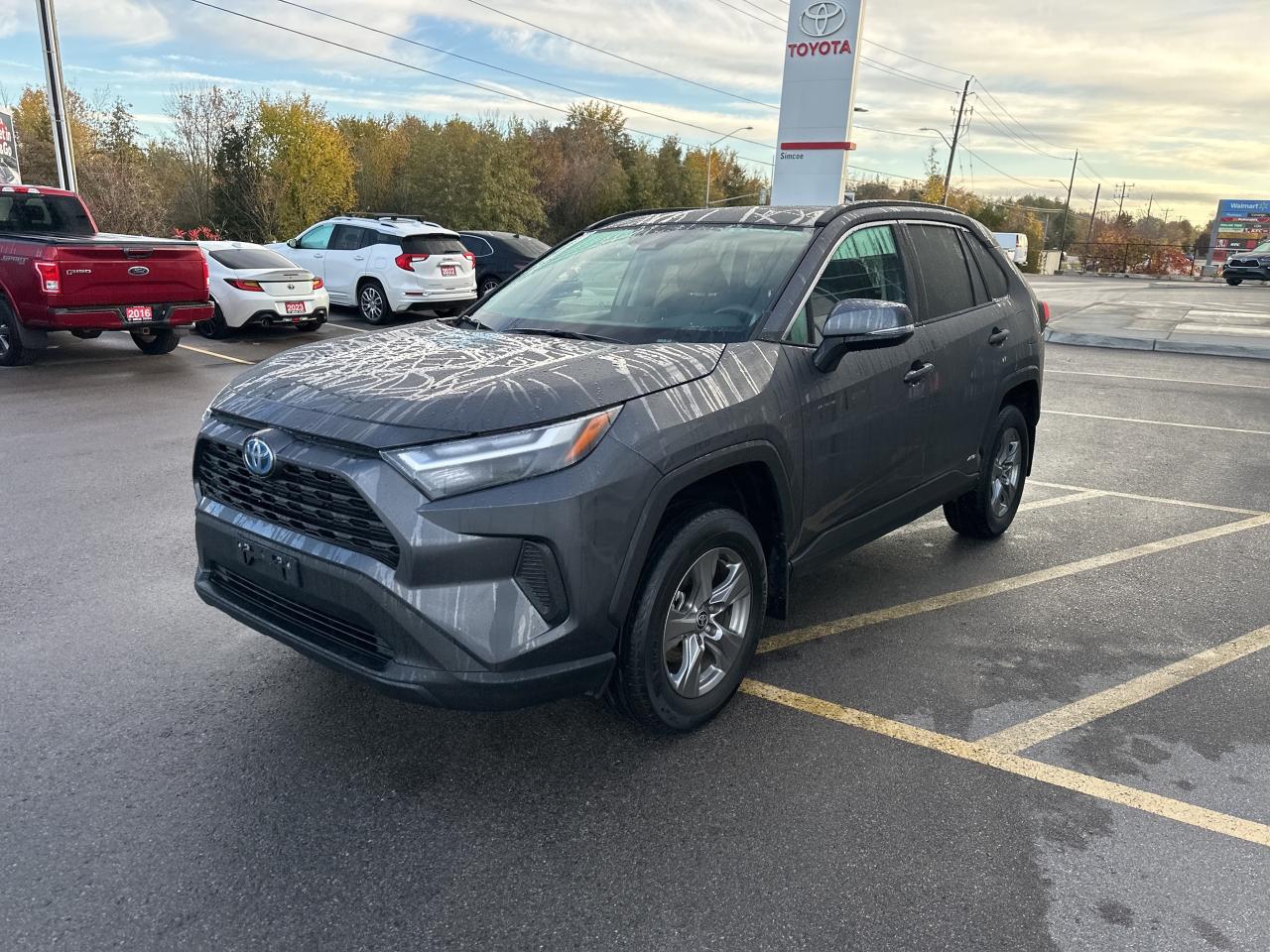 Used 2024 Toyota RAV4 Hybrid XLE for sale in Simcoe, ON
